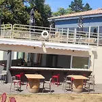 ホテル Restaurant La Dame Du 3*