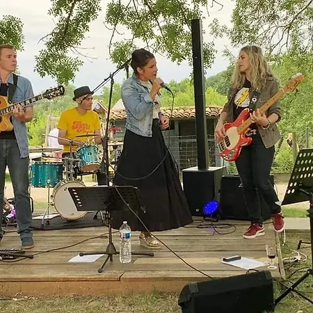 Ξενοδοχείο Restaurant La Dame Du 3*