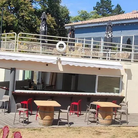 Ξενοδοχείο Restaurant La Dame Du 3*