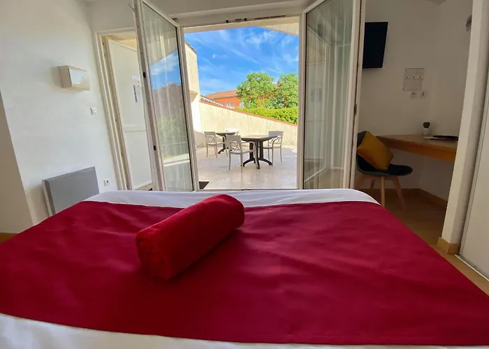 Hotel Restaurant La Dame Du Monflanquin