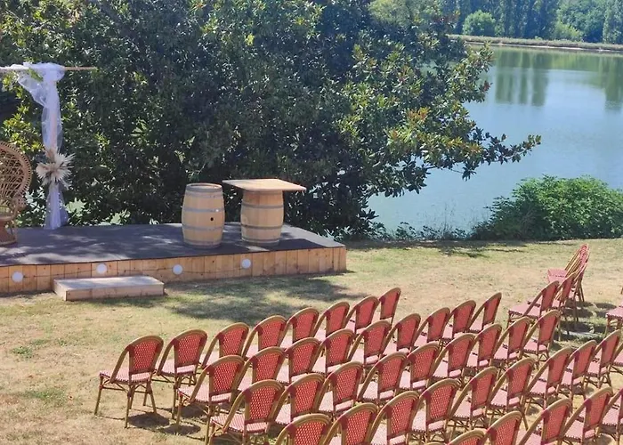 Hotel Restaurant La Dame Du Monflanquin